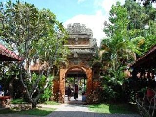 ubud-royal-palace